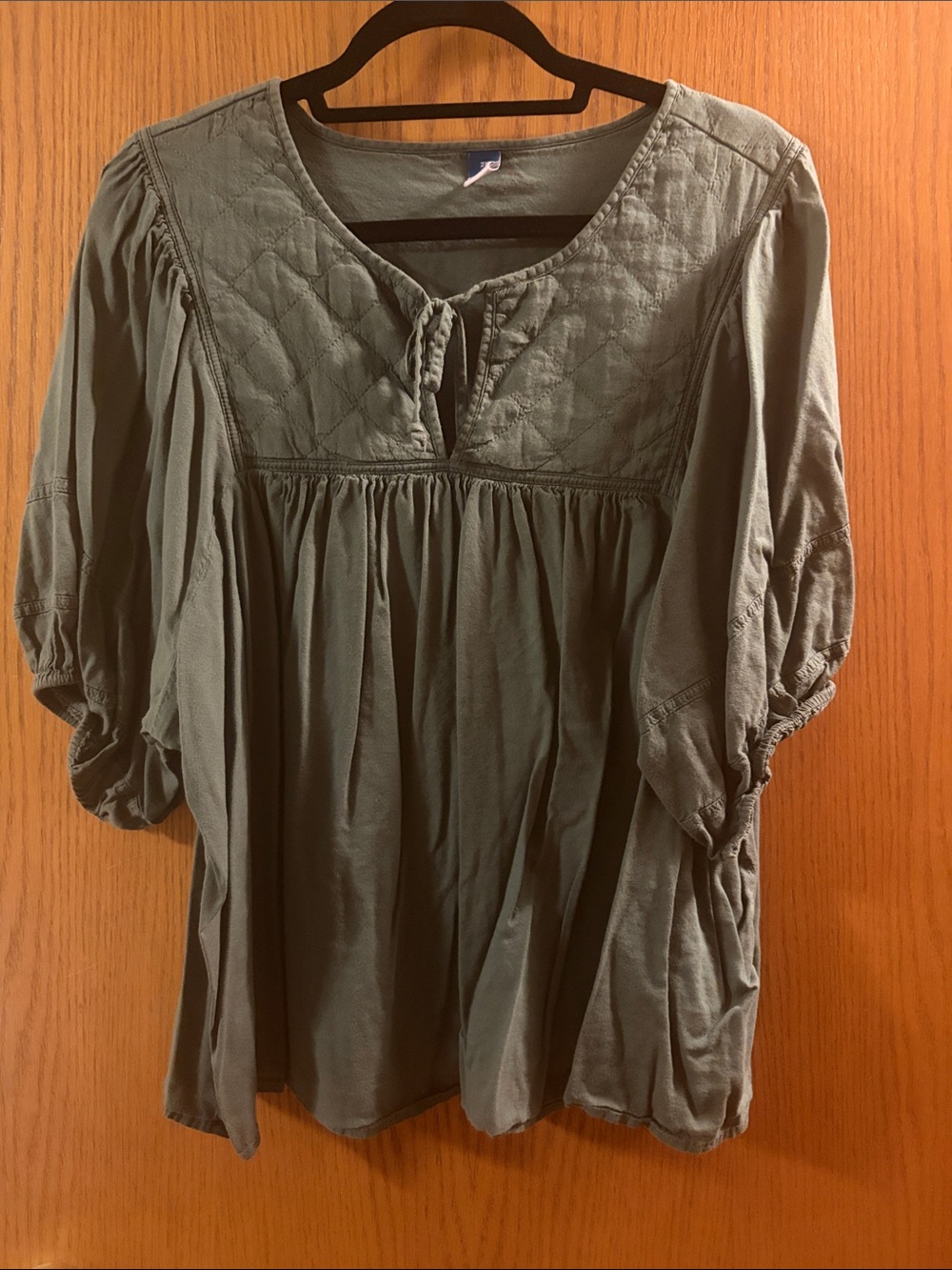 Old Navy Olive Green Quilted Yoke Peasant Tunic